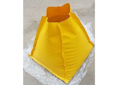 點(diǎn)擊查看詳細(xì)信息<br>標(biāo)題：水袋 閱讀次數(shù)：4123